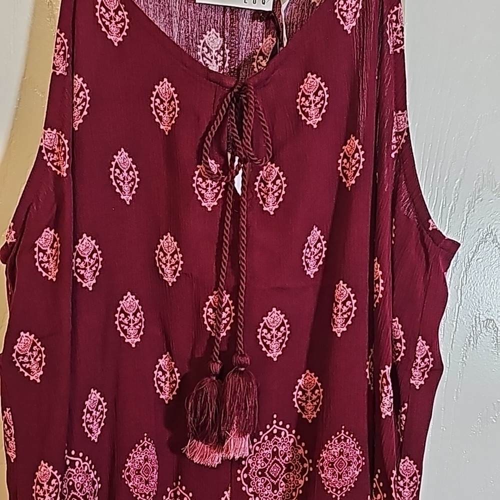 LUQ Flowy Bohemian Tank Top Maroon Pink Tassel Tie Front Size M NEW - Picture 2 of 8
